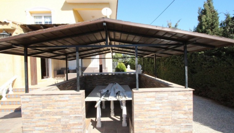 Resale - Chalet - Orihuela Costa - Cabo Roig