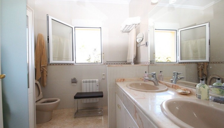 Resale - Chalet - Orihuela Costa - Cabo Roig