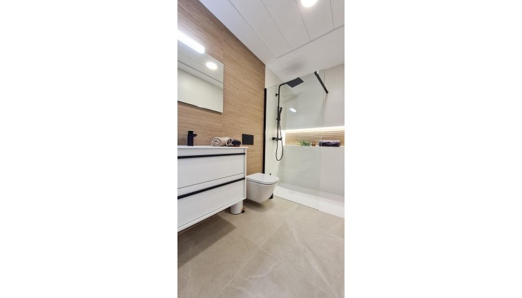 Uudistuotanto - Erillistalo - San Pedro del Pinatar - Los Antolinos