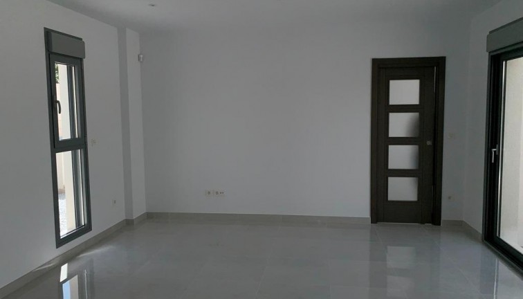 Uudistuotanto - Erillistalo - Pinoso