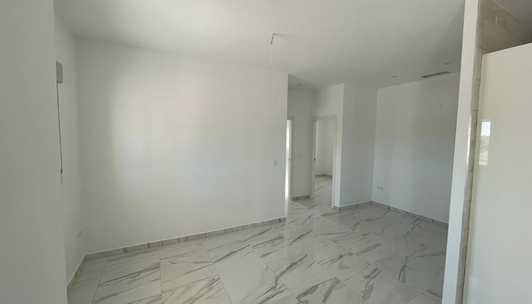 Uudistuotanto - Erillistalo - Pinoso