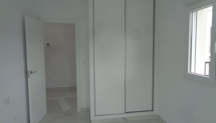 Uudistuotanto - Erillistalo - Pinoso