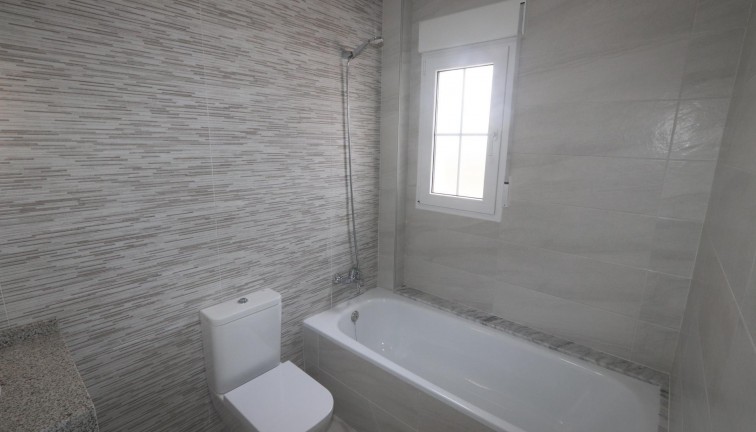 Uudistuotanto - Erillistalo - Pinoso