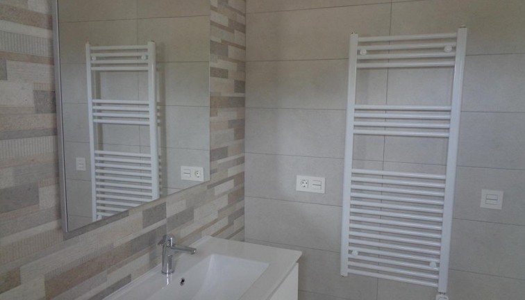 Uudistuotanto - Erillistalo - Pinoso