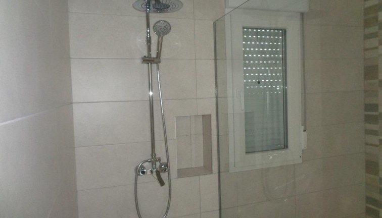 Uudistuotanto - Erillistalo - Pinoso