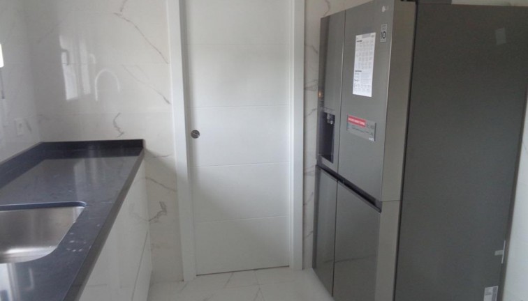 Uudistuotanto - Erillistalo - Pinoso