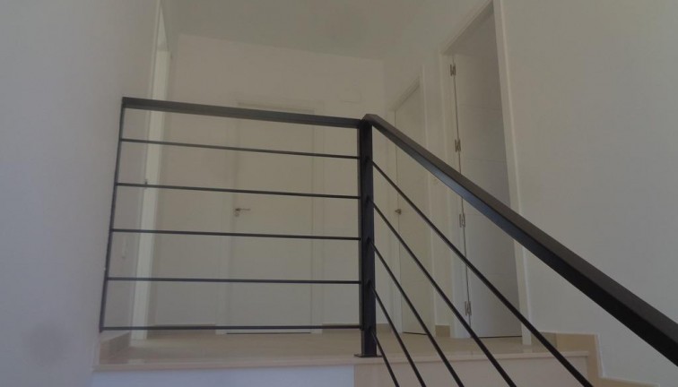 Uudistuotanto - Erillistalo - Pinoso