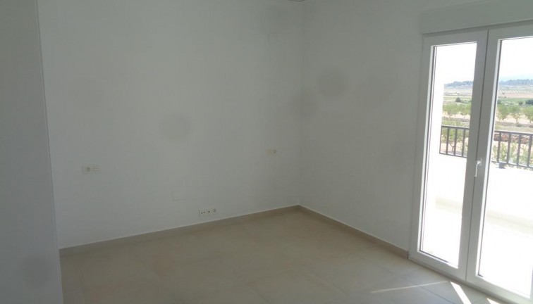 Uudistuotanto - Erillistalo - Pinoso