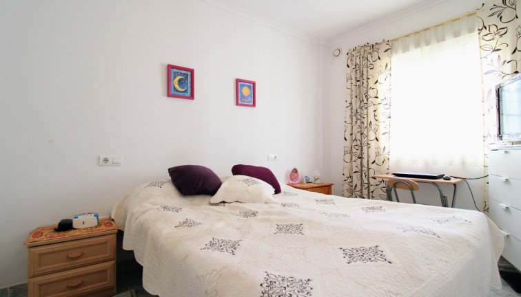 Återförsäljning - Bungalow - Torrevieja - Aguas Nuevas