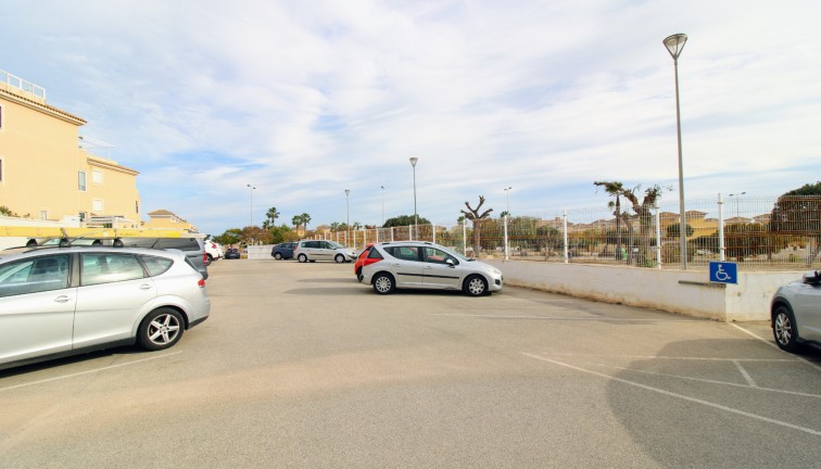 Återförsäljning - Bungalow - Torrevieja - Aguas Nuevas