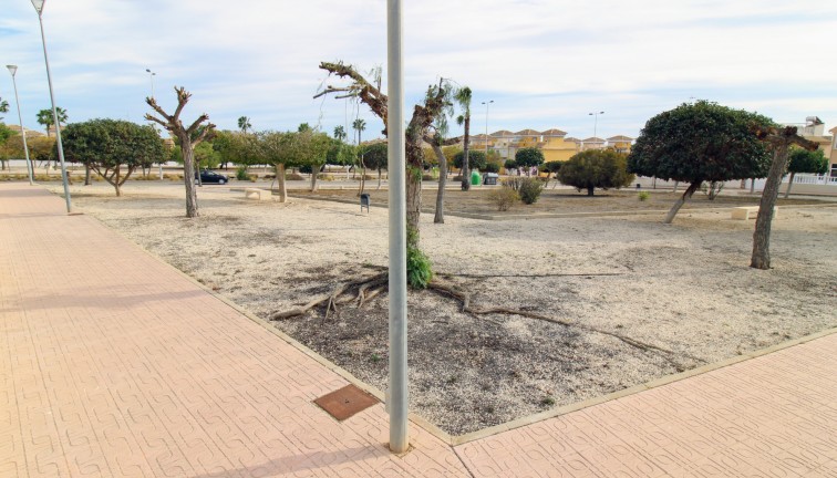Återförsäljning - Bungalow - Torrevieja - Aguas Nuevas