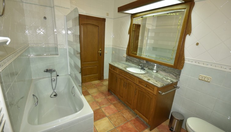 Återförsäljning - Finca - La Matanza