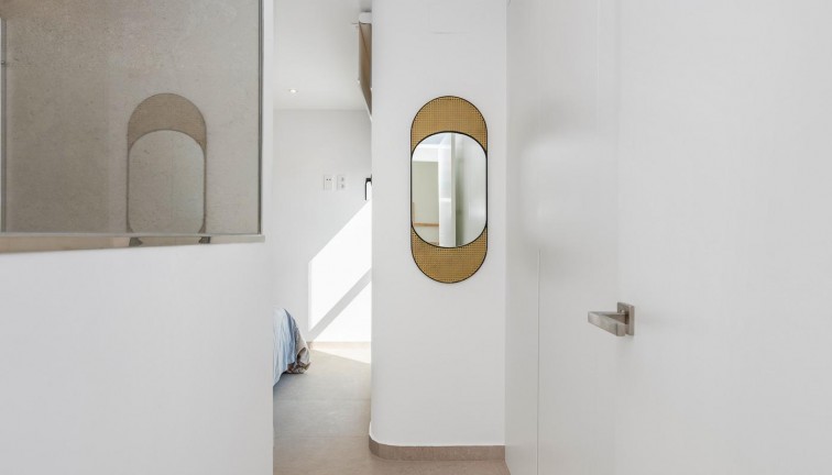 Uudistuotanto - Erillistalo - Los Alcazares - Serena Golf