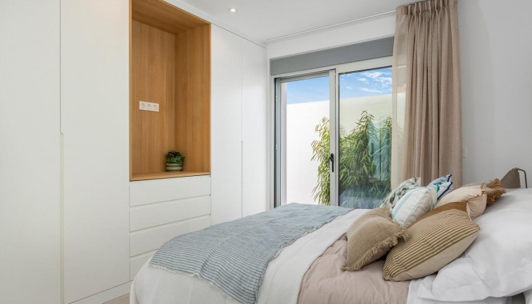 Obra nueva - Chalet - Los Alcazares - Serena Golf